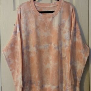 Time & Tru Tie Dye Sweatshirt